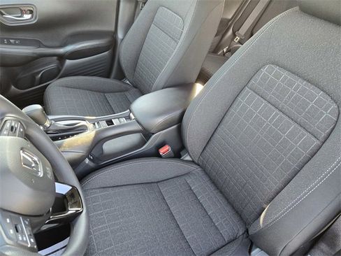 New 2026 Honda HR-V LX image 20