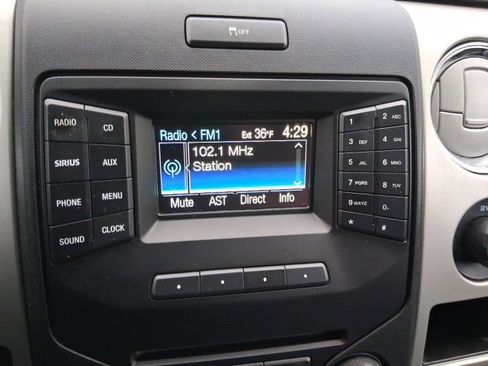 Used 2013 Ford F150 XLT w/ Luxury Equipment Group image 19