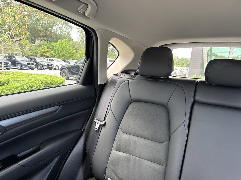 Certified 2021 MAZDA CX-5 Touring FWD image 17