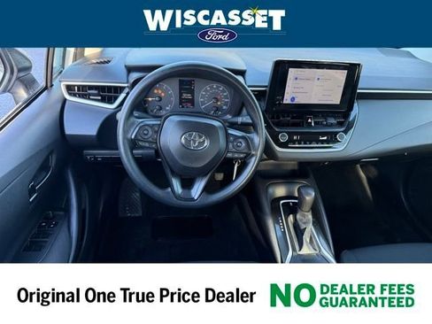 Used 2024 Toyota Corolla LE image 6