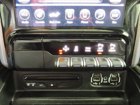 Used 2019 RAM 1500 Limited AWD/4WD image 31