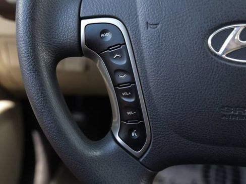 Used 2010 Hyundai Santa Fe GLS FWD image 27