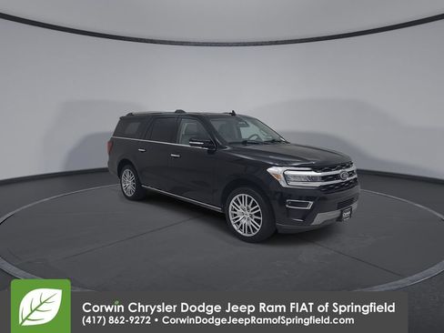 Used 2024 Ford Expedition Max Limited AWD/4WD image 3
