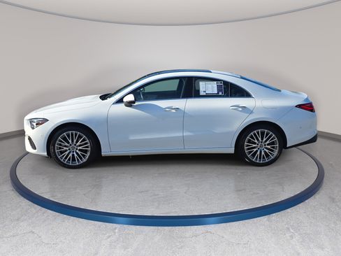 Used 2025 Mercedes-Benz CLA 250 image 5