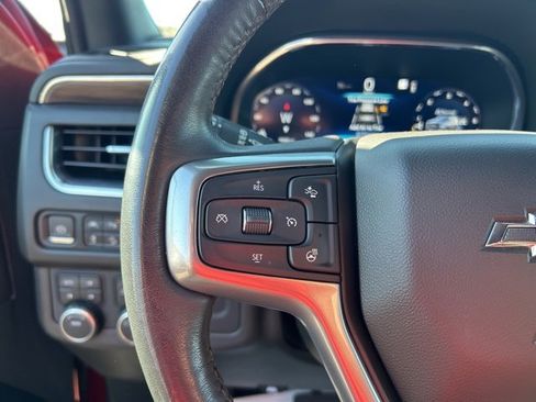 Used 2022 Chevrolet Tahoe Z71 w/ Luxury Package image 15