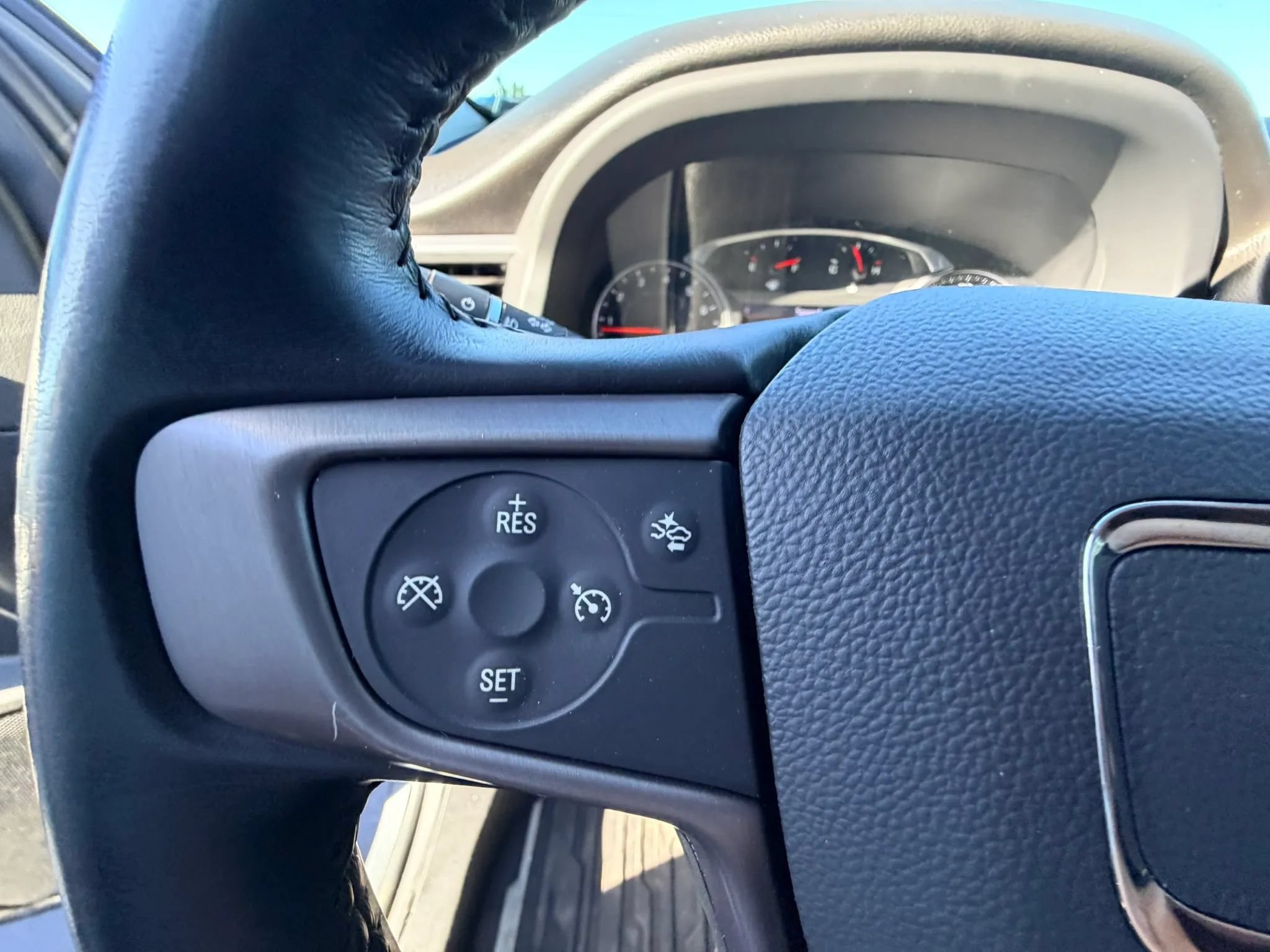 Used 2021 GMC Acadia AT4 w/ Trailering Package AWD/4WD image 12
