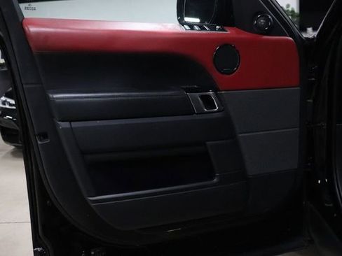 Used 2019 Land Rover Range Rover Sport HSE Dynamic AWD/4WD image 9