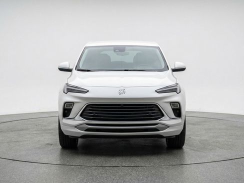 Used 2025 Buick Encore GX Preferred image 2