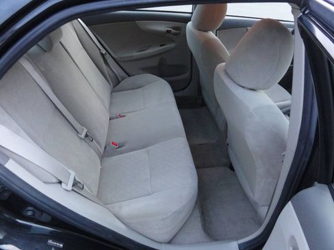 Used 2009 Toyota Corolla LE FWD image 15