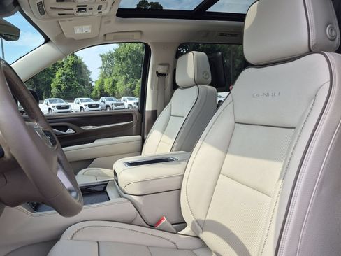 Certified 2023 GMC Yukon Denali w/ Denali Reserve Package RWD image 20