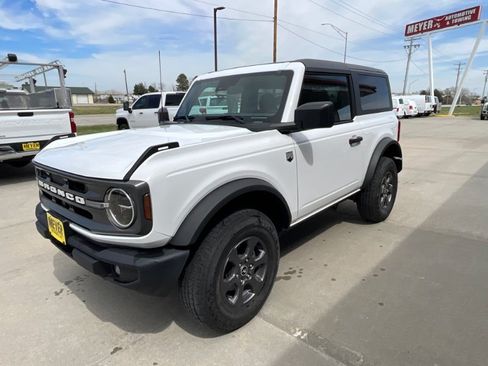 Used 2023 Ford Bronco Big Bend AWD/4WD image 2