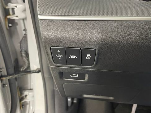 Used 2024 Kia K5 GT-Line image 10