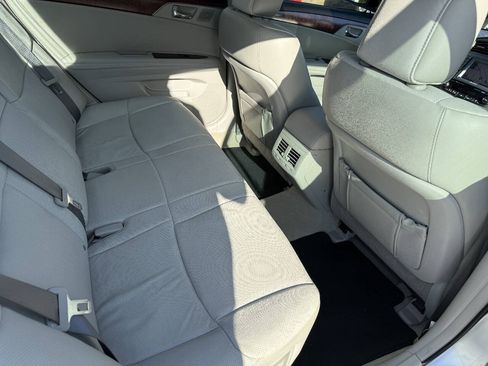 Used 2011 Toyota Avalon Limited FWD image 17