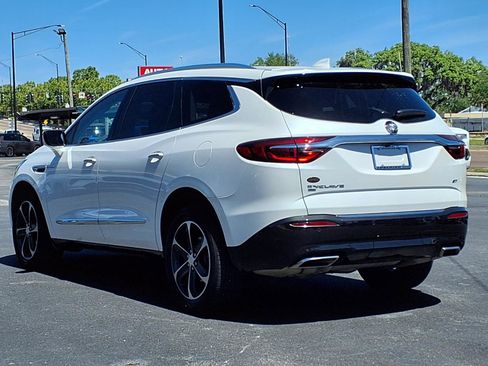 Used 2021 Buick Enclave Essence w/ Sport Touring Edition AWD/4WD image 4