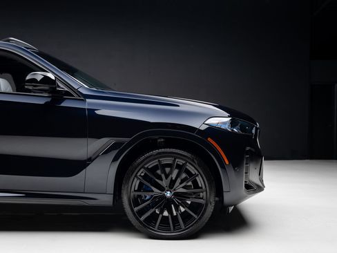 Used 2026 BMW X6 M60i AWD/4WD image 40
