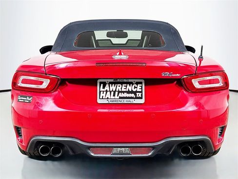 Used 2019 FIAT 124 Spider Abarth w/ Convenience Group image 5