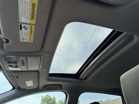 Certified 2022 Honda CR-V EX image 18