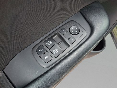 Certified 2022 Dodge Challenger SXT w/ Blacktop Package image 25