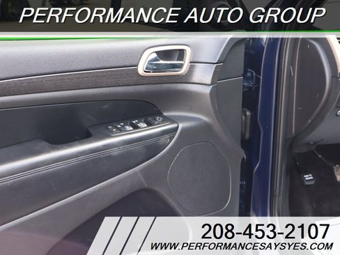 Used 2015 Jeep Grand Cherokee Laredo w/ Quick Order Package 23E image 24