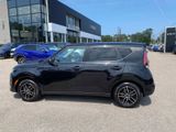 Used 2023 Kia Soul S image 2