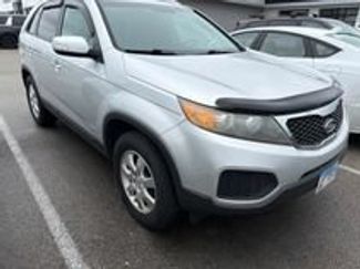 Used 2011 Kia Sorento LX AWD/4WD video 1