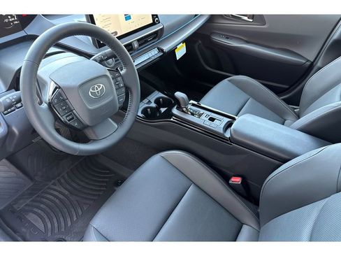 New 2026 Toyota Prius XLE image 10