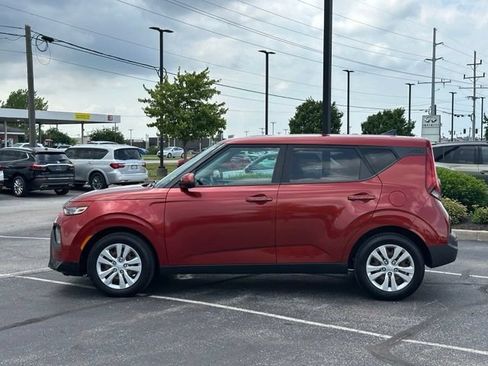 Used 2020 Kia Soul LX FWD image 4