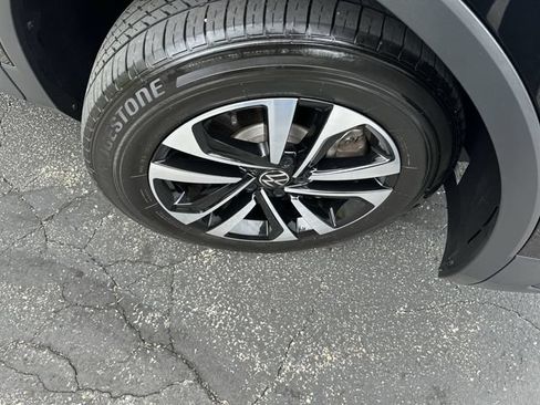 Used 2023 Volkswagen Tiguan S FWD image 12