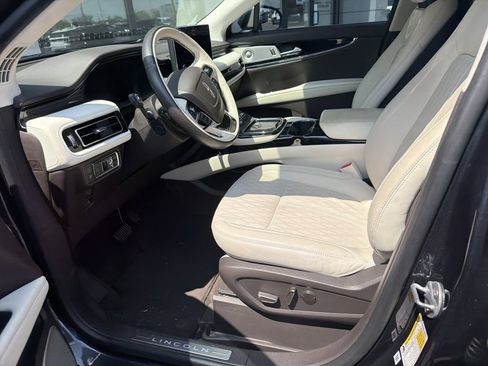 Certified 2022 Lincoln Nautilus Black Label w/ Class II Trailer Tow Package AWD/4WD image 5