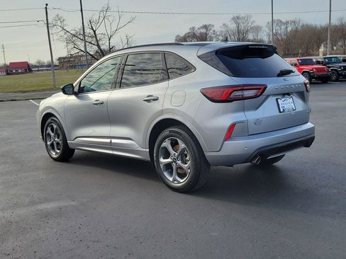 Used 2023 Ford Escape ST-Line w/ Equipment Group 301A image 4