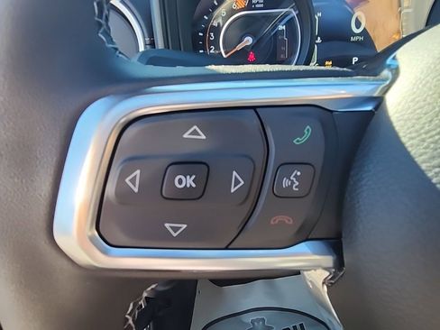 New 2026 Jeep Wrangler Unlimited Sahara AWD/4WD image 29