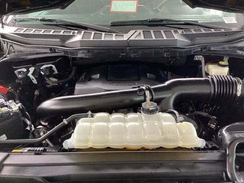 Used 2023 Ford F150 XLT image 5