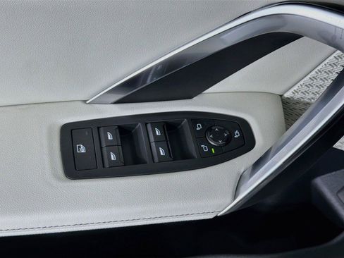 New 2027 BMW X1 xDrive28i AWD/4WD image 17
