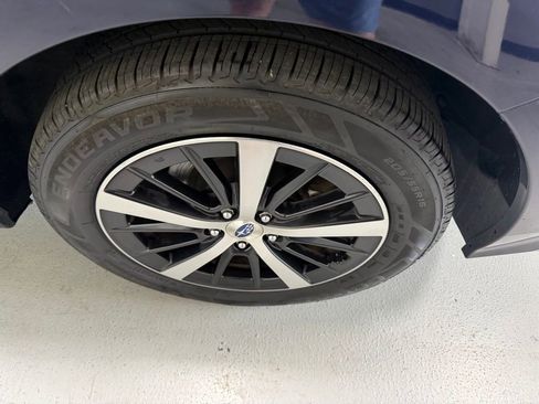 Used 2019 Subaru Impreza 2.0i Premium AWD/4WD image 6