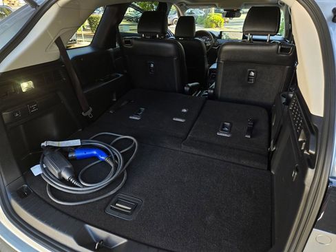 Certified 2025 MAZDA CX-90 Plug-In Hybrid w/Premium Sport AWD/4WD image 36