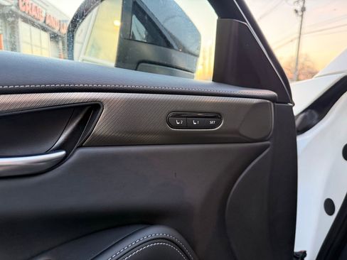 Used 2025 INFINITI QX60 Luxe w/ Black Edition image 42