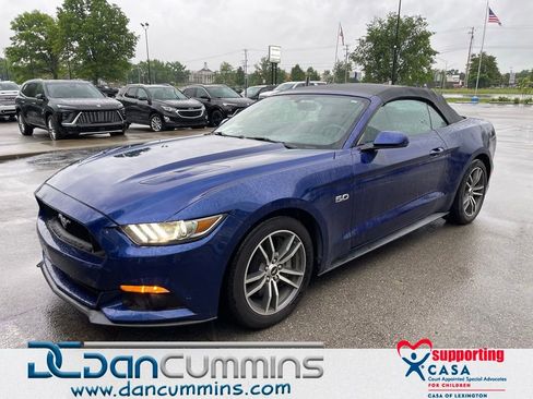 Used 2015 Ford Mustang GT Premium RWD image 1