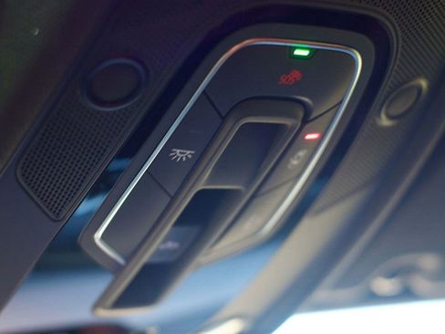 Used 2022 Audi S6 Premium Plus image 22