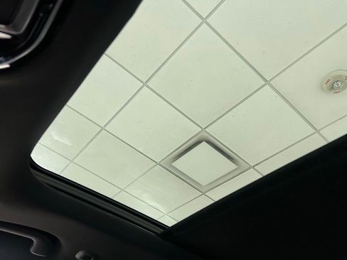 Used 2023 Jeep Grand Cherokee Overland image 49