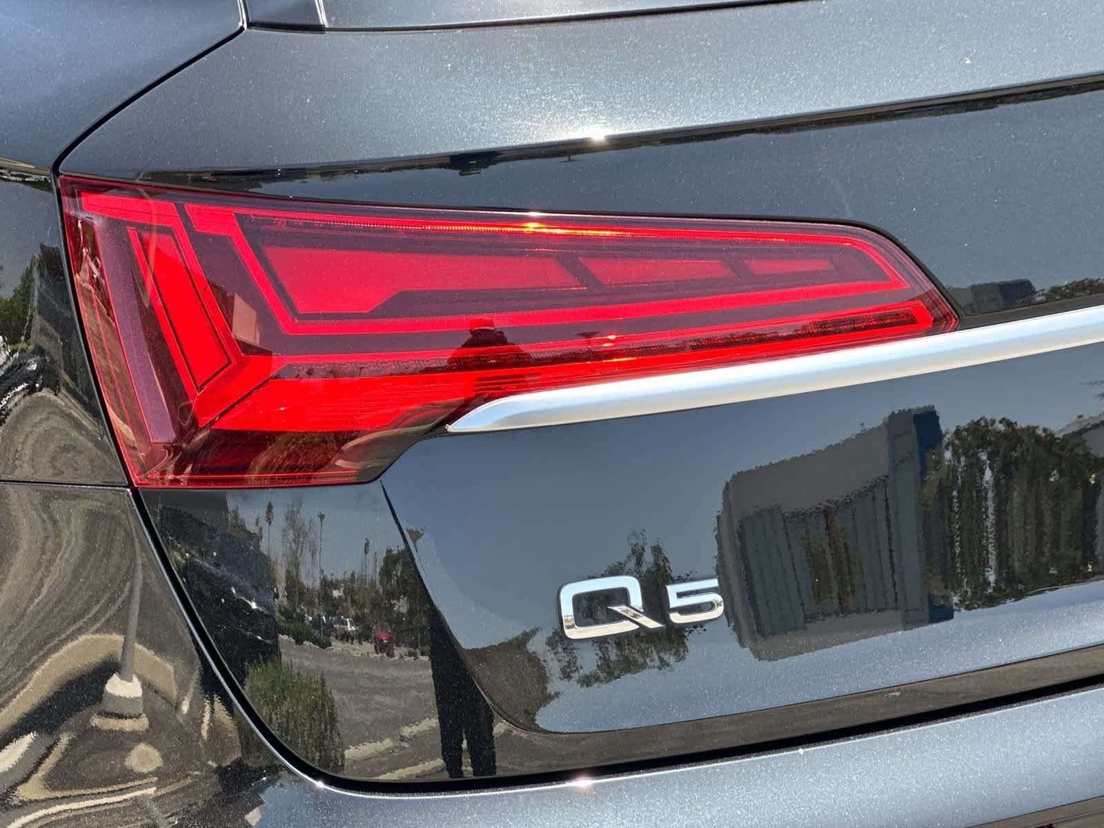 Used 2022 Audi Q5 e Premium w/ Convenience Package AWD/4WD image 27