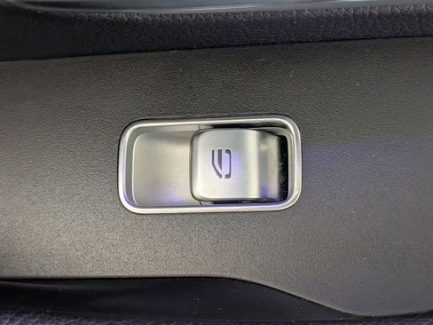 Used 2022 Mercedes-Benz GLE 450 4MATIC image 37