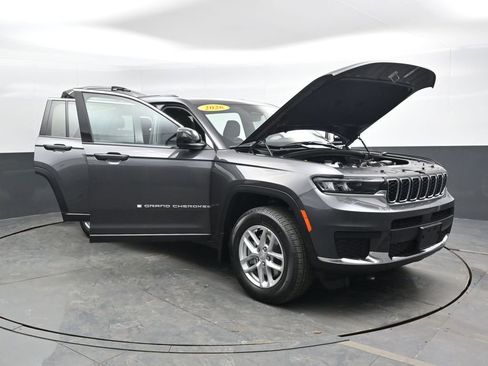 New 2026 Jeep Grand Cherokee L Laredo image 54