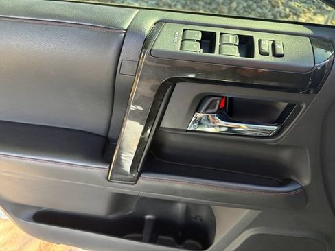 Used 2021 Toyota 4Runner Venture w/ Moonroof Package AWD/4WD image 13