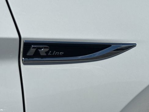 Certified 2021 Volkswagen Jetta R-Line w/ R-Line Cold Weather Package FWD image 42