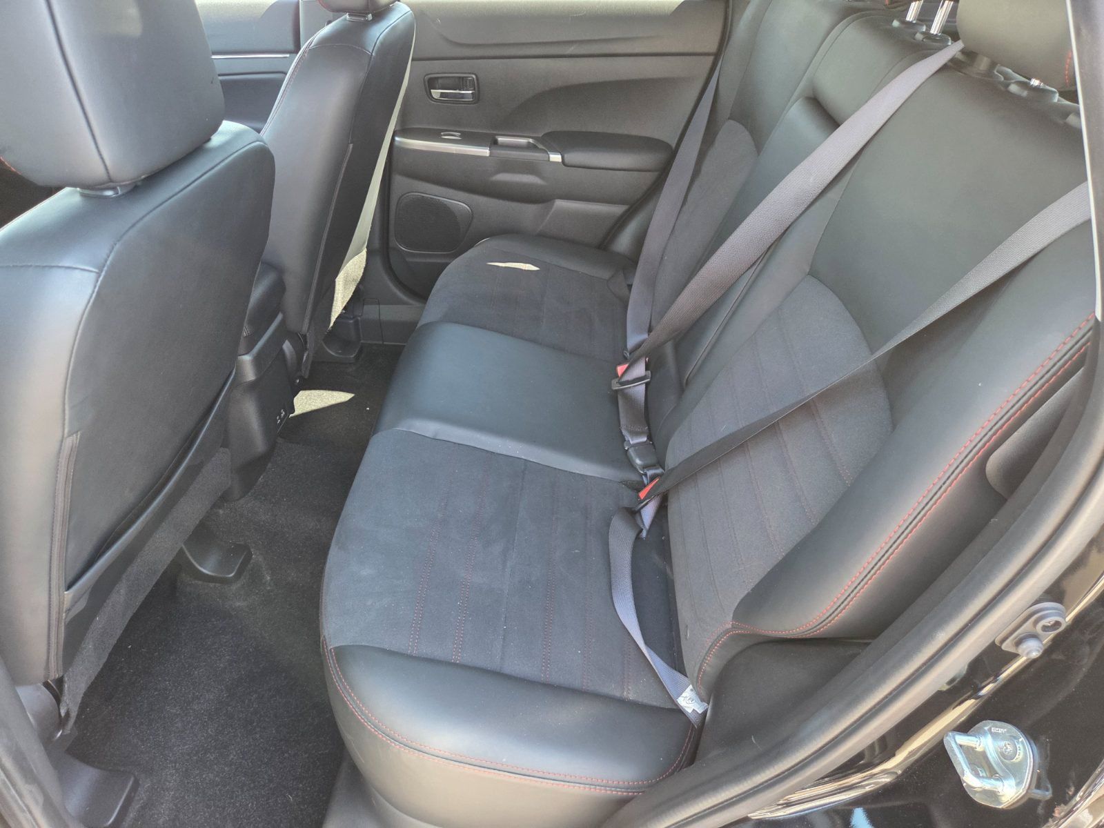 Used 2024 Mitsubishi Outlander Sport AWD image 9
