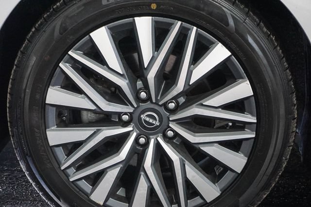 Used 2024 Nissan Altima 2.5 SV FWD image 5