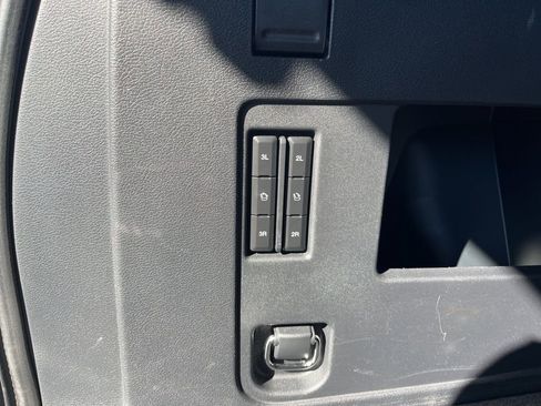 Used 2024 Ford Expedition Max Limited image 17