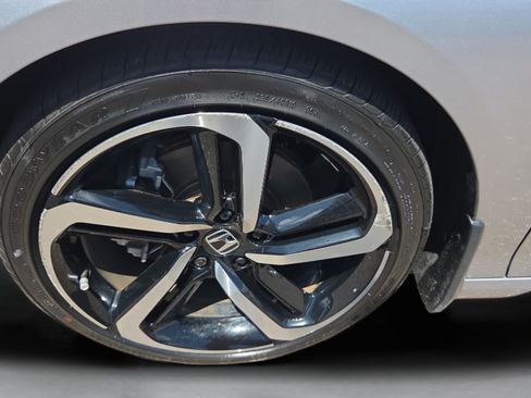 Certified 2018 Honda Accord Sport image 10