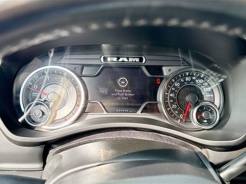 Used 2020 RAM 3500 Laramie AWD/4WD image 13