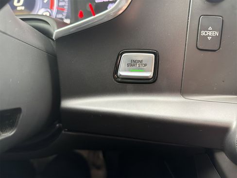 Used 2016 Chevrolet Corvette Stingray Coupe w/ Battery Protection Package image 15